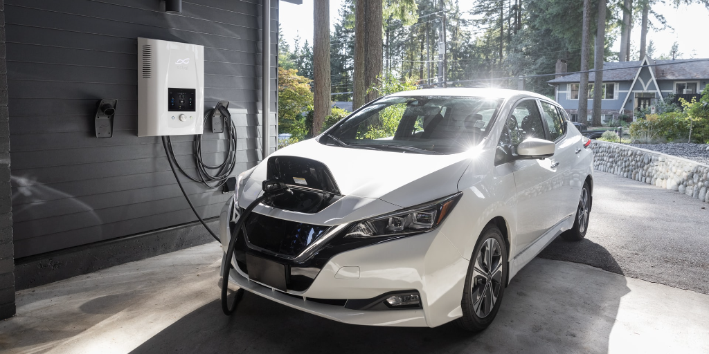 Has the luxury of an indoor parking garage