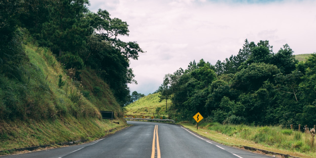 Can you make out what that sign says?